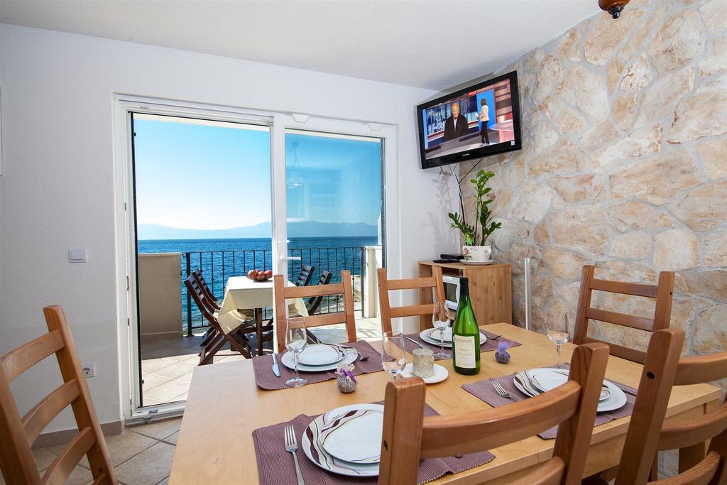Apartments Plana, זאוסטרוג מראה חיצוני תמונה