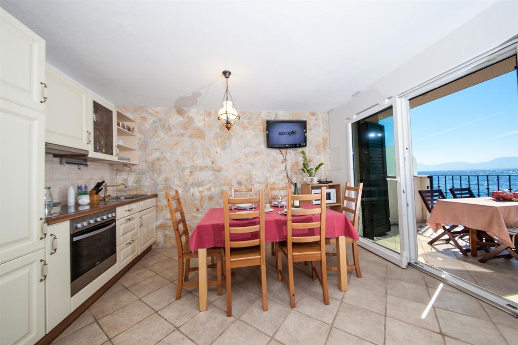 Apartments Plana, זאוסטרוג מראה חיצוני תמונה
